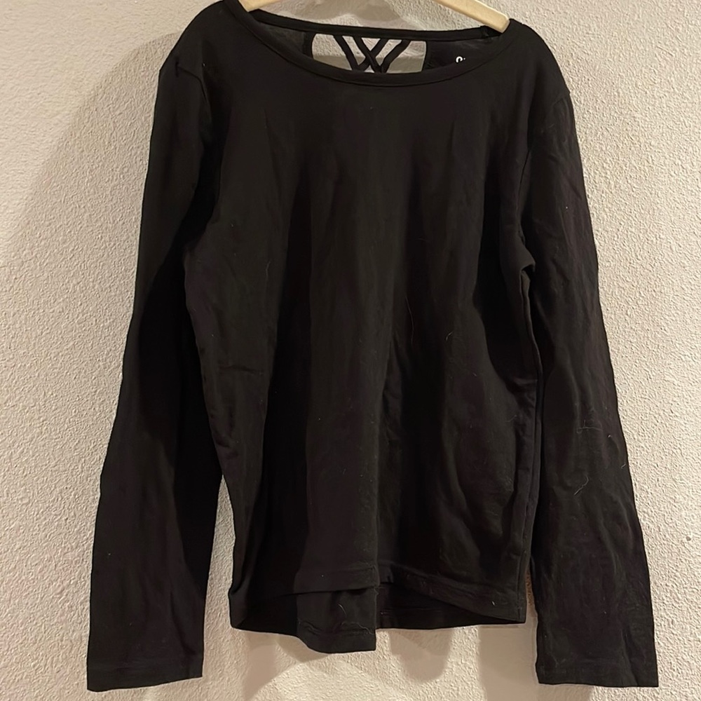 Old Navy softest tee with lattice detail, long sleeve T-shirt, M (8)